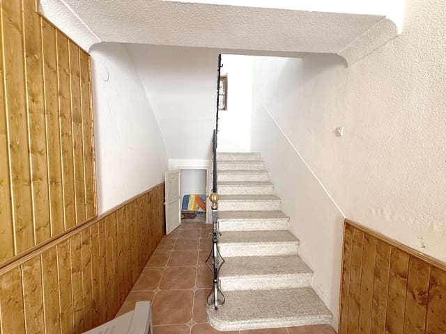 3 soveværelse Byhus til salg i Moclín - € 98.000 (Ref: 9230664)