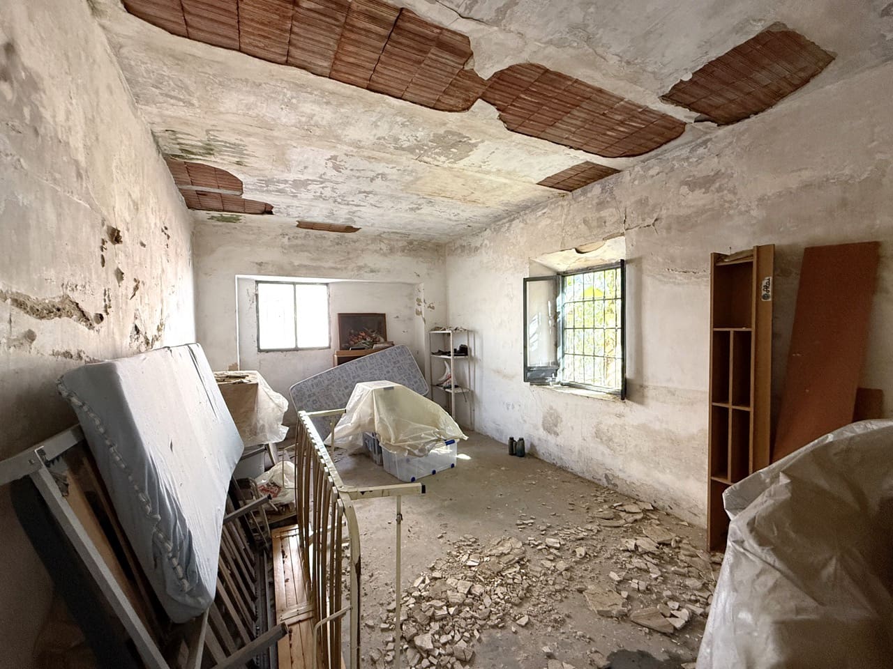 3 soverom Villa til salgs i La Zubia med svømmebasseng garasje - € 320 000 (Ref: 9230695)