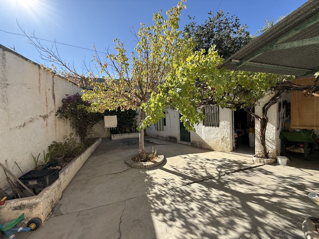 3 soverom Villa til salgs i La Zubia med svømmebasseng garasje - € 320 000 (Ref: 9230695)