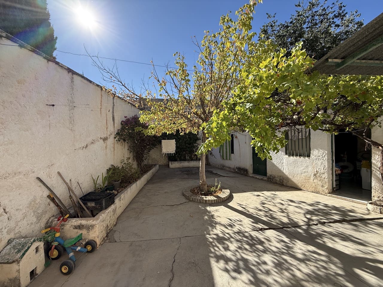 3 soverom Villa til salgs i La Zubia med svømmebasseng garasje - € 320 000 (Ref: 9230695)