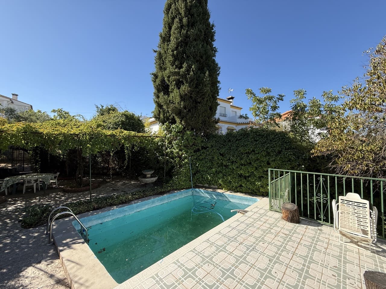 3 soverom Villa til salgs i La Zubia med svømmebasseng garasje - € 320 000 (Ref: 9230695)