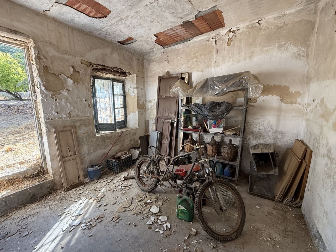 3 soverom Villa til salgs i La Zubia med svømmebasseng garasje - € 320 000 (Ref: 9230695)