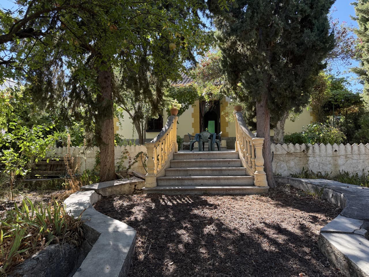 3 soverom Villa til salgs i La Zubia med svømmebasseng garasje - € 320 000 (Ref: 9230695)