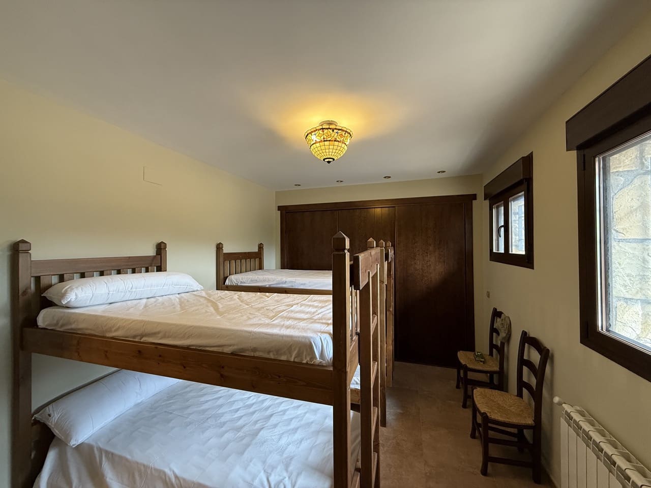 6 soveværelse Finca/Landehus til salg i Colomera med swimmingpool garage - € 1.500.000 (Ref: 9243468)