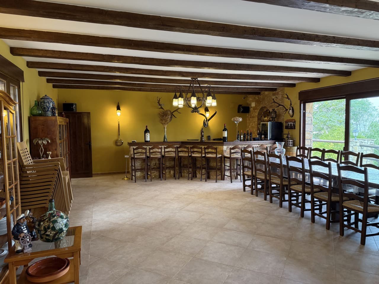 6 soveværelse Finca/Landehus til salg i Colomera med swimmingpool garage - € 1.500.000 (Ref: 9243468)