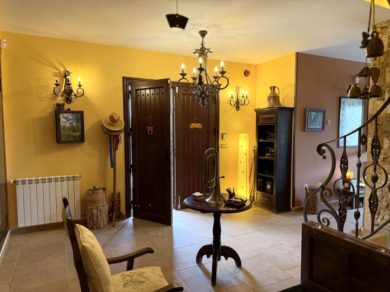 6 soveværelse Finca/Landehus til salg i Colomera med swimmingpool garage - € 1.500.000 (Ref: 9243468)