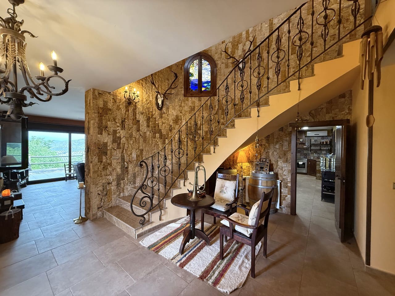 6 soveværelse Finca/Landehus til salg i Colomera med swimmingpool garage - € 1.500.000 (Ref: 9243468)