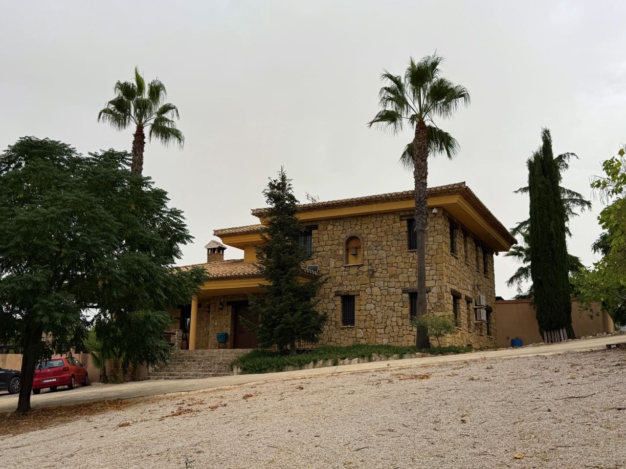 6 soveværelse Finca/Landehus til salg i Colomera med swimmingpool garage - € 1.500.000 (Ref: 9243468)