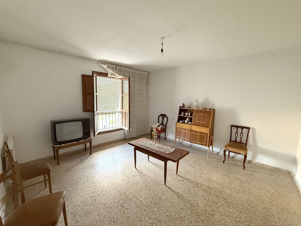 4 soveværelse Byhus til salg i Colomera - € 79.000 (Ref: 9285707)