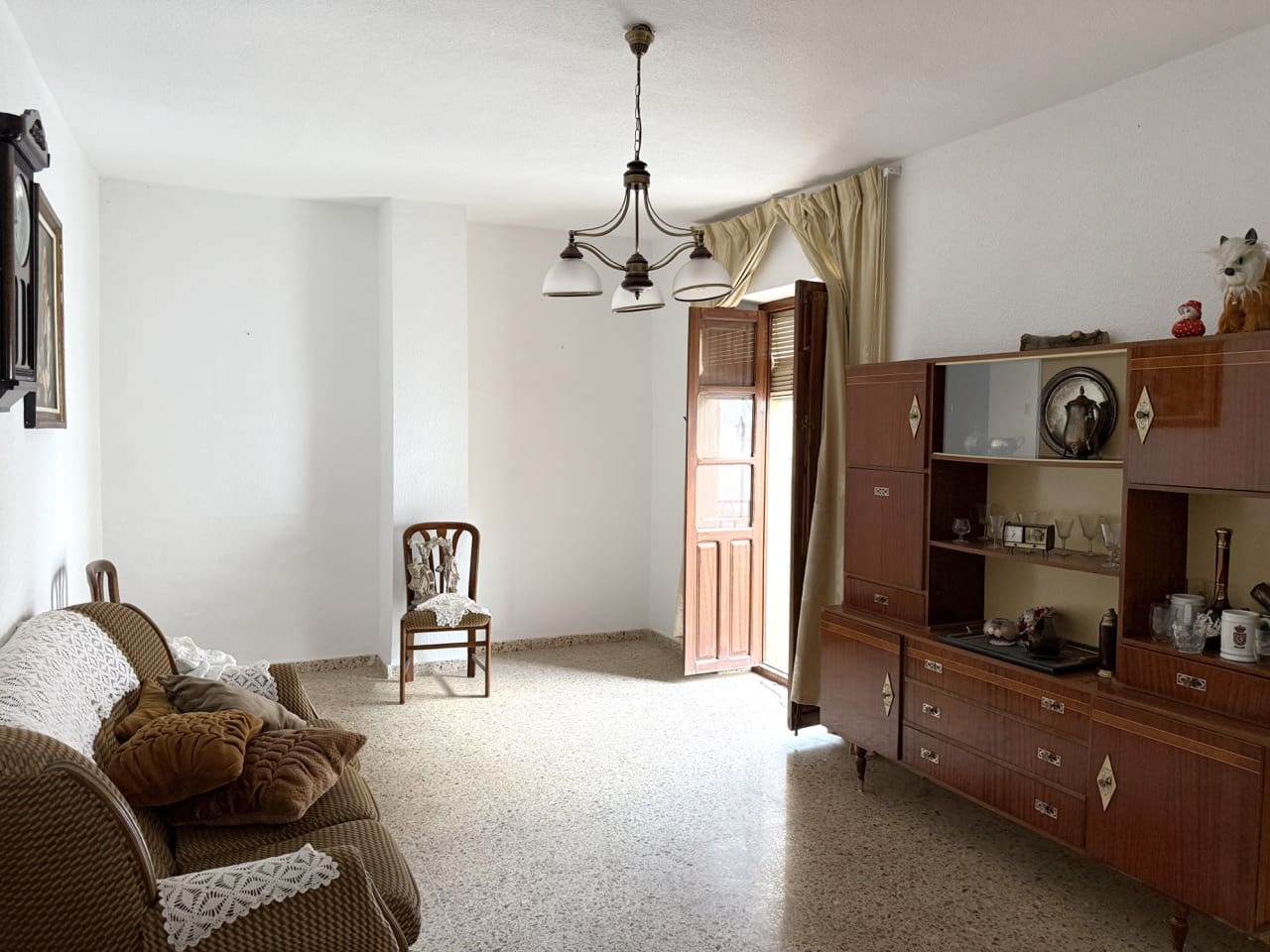 4 soveværelse Byhus til salg i Colomera - € 79.000 (Ref: 9285707)