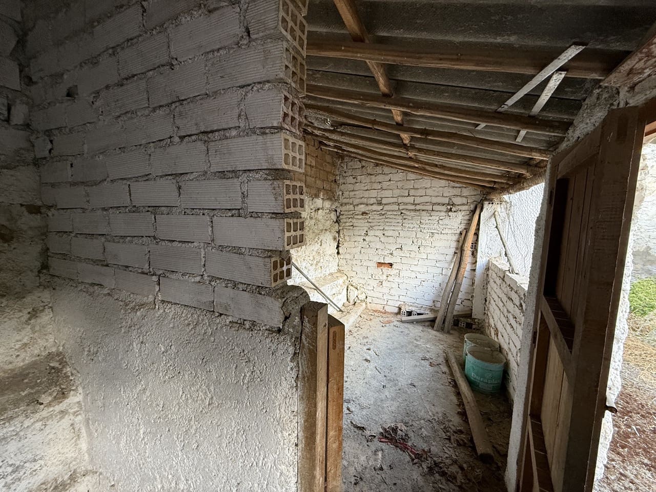 4 soveværelse Byhus til salg i Colomera - € 79.000 (Ref: 9285707)