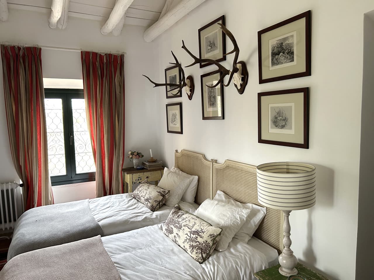 9 sypialnia Finka/Dom wiejski na sprzedaż w Puebla de Don Fadrique z basenem garażem - 7 200 000 € (Ref: 9393478)