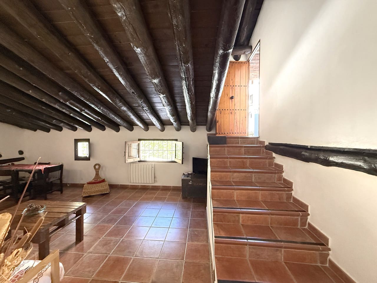 9 bedroom Guesthouse/B & B for sale in Montefrio with garage - € 375,000 (Ref: 9395397)