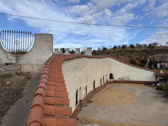 4 Zimmer Höhle zu verkaufen in Alcudia de Guadix, Valle del Zalabí - 179.000 € (Ref: 9487136)