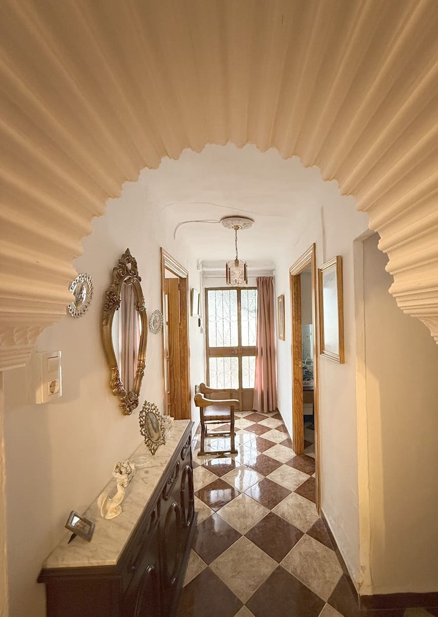 3 soveværelse Byhus til salg i Moclin - € 127.500 (Ref: 9520976)