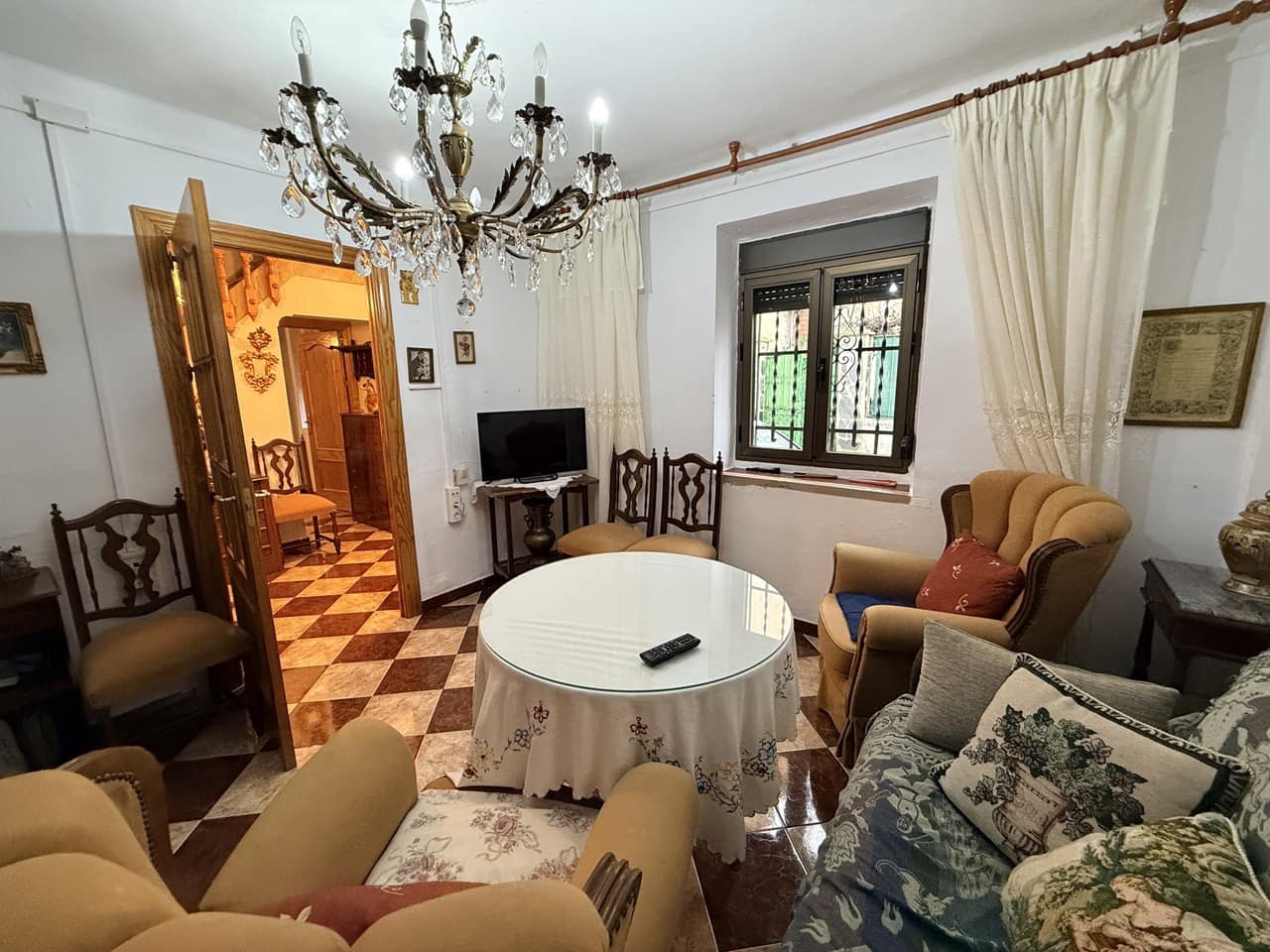 3 soveværelse Byhus til salg i Moclin - € 127.500 (Ref: 9520976)