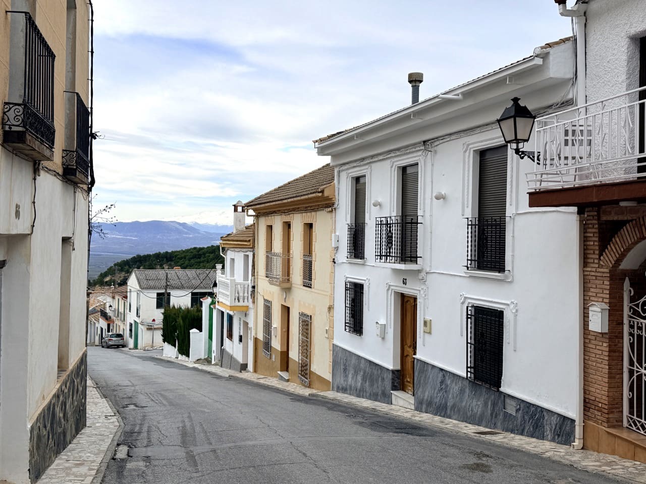 3 soveværelse Byhus til salg i Moclin - € 127.500 (Ref: 9520976)