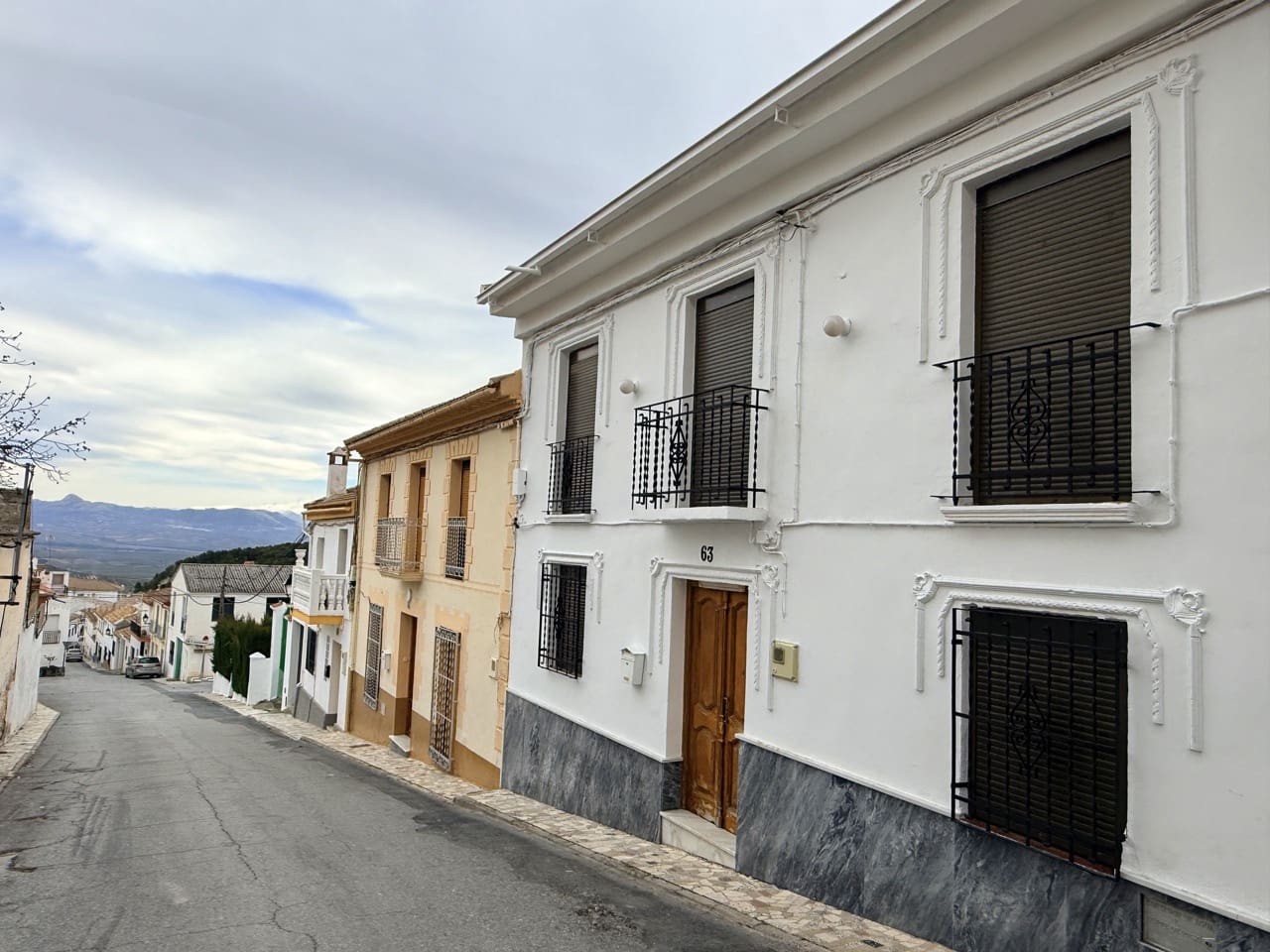 3 soveværelse Byhus til salg i Moclin - € 127.500 (Ref: 9520976)