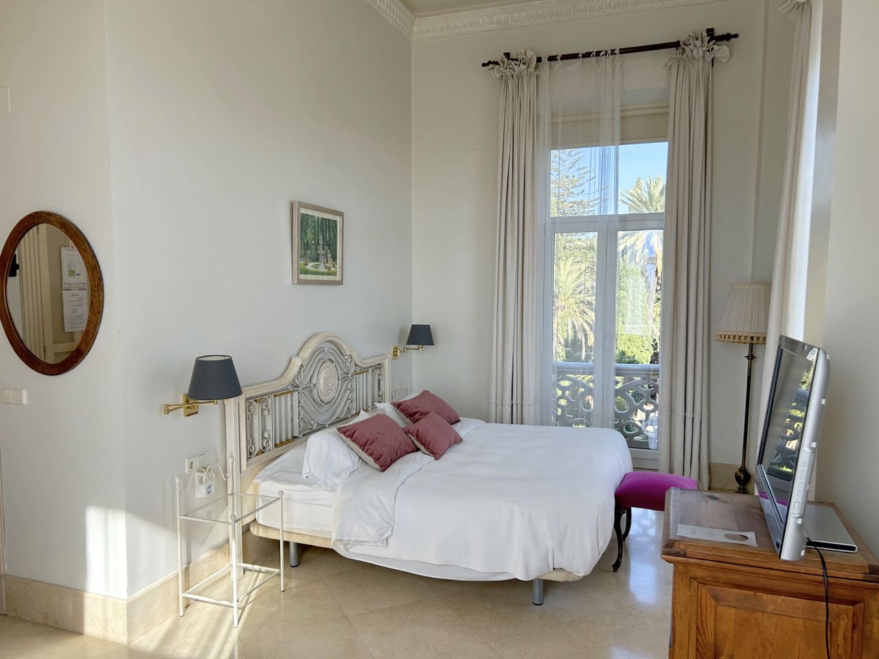 7 sypialnia Hotel na sprzedaż w Motril z basenem garażem - 4 300 000 € (Ref: 9520986)