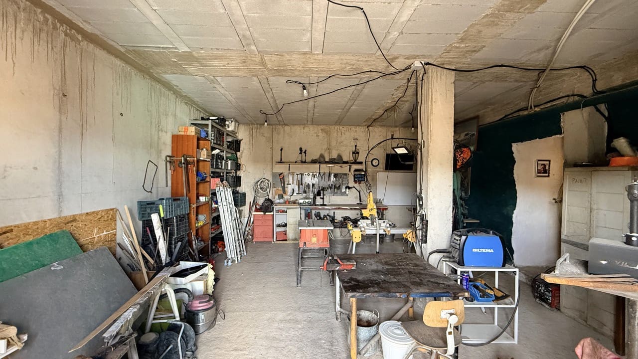 4 chambre Finca/Maison de Campagne à vendre à Lobras avec piscine garage - 790 000 € (Ref: 9628345)