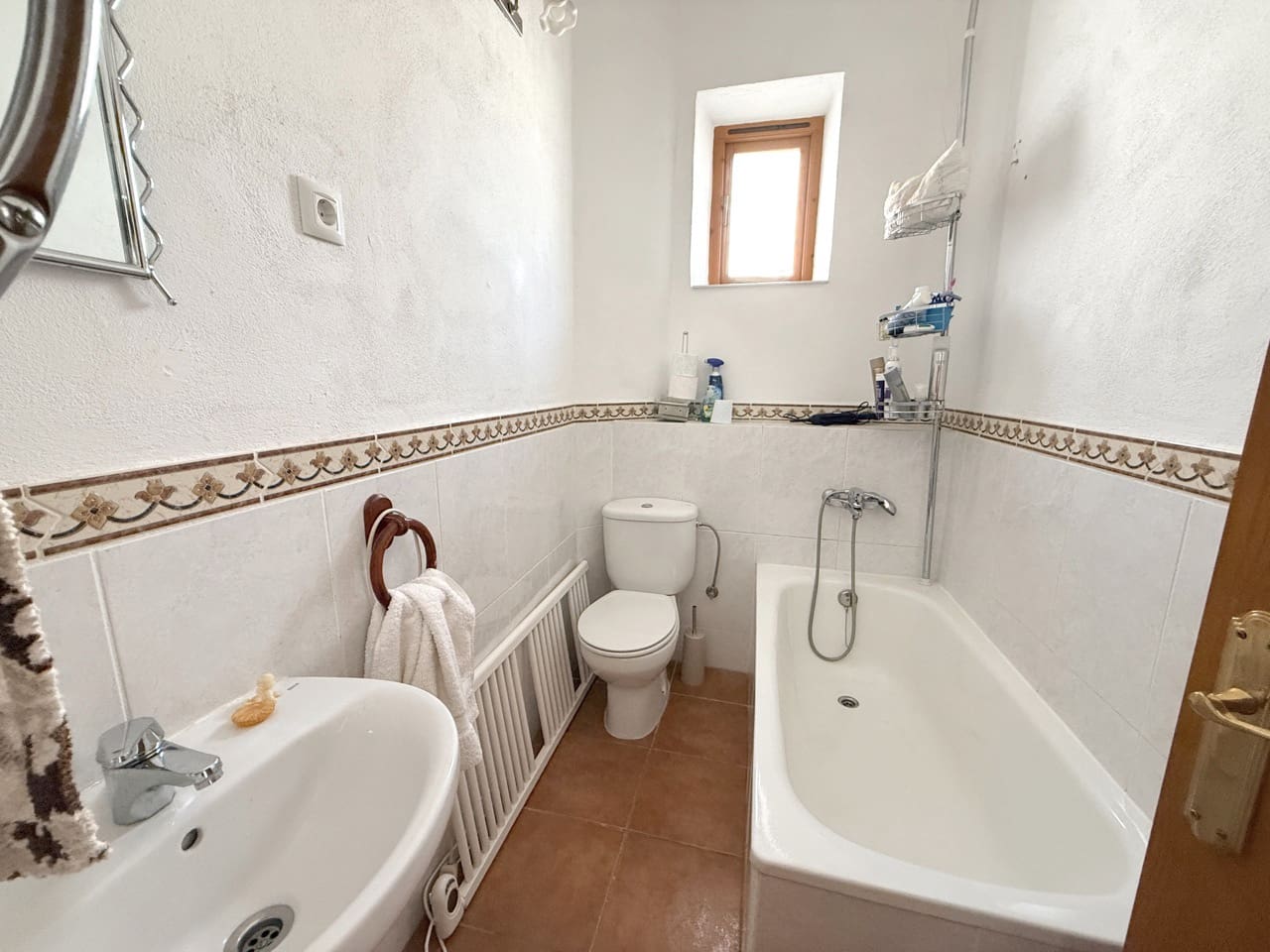 8 sovrum Gästhus/B & B till salu i Caniles med pool - 160 000 € (Ref: 9632635)