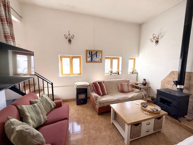 8 sovrum Gästhus/B & B till salu i Caniles med pool - 160 000 € (Ref: 9632635)