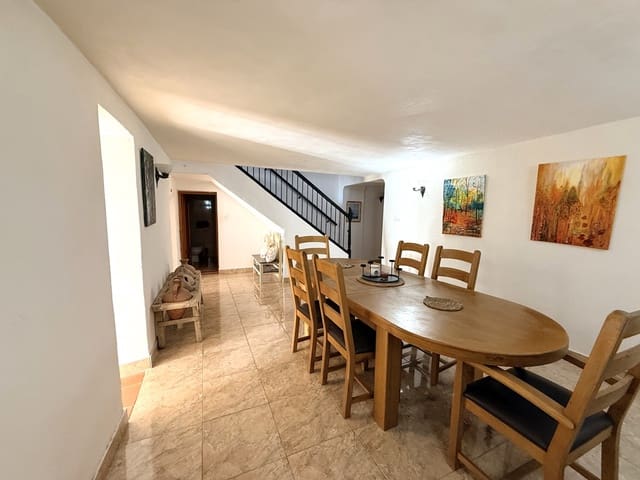 8 sovrum Gästhus/B & B till salu i Caniles med pool - 160 000 € (Ref: 9632635)