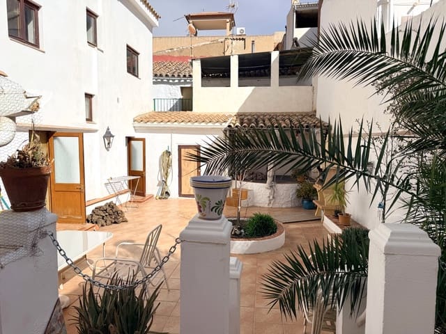 8 sovrum Gästhus/B & B till salu i Caniles med pool - 160 000 € (Ref: 9632635)