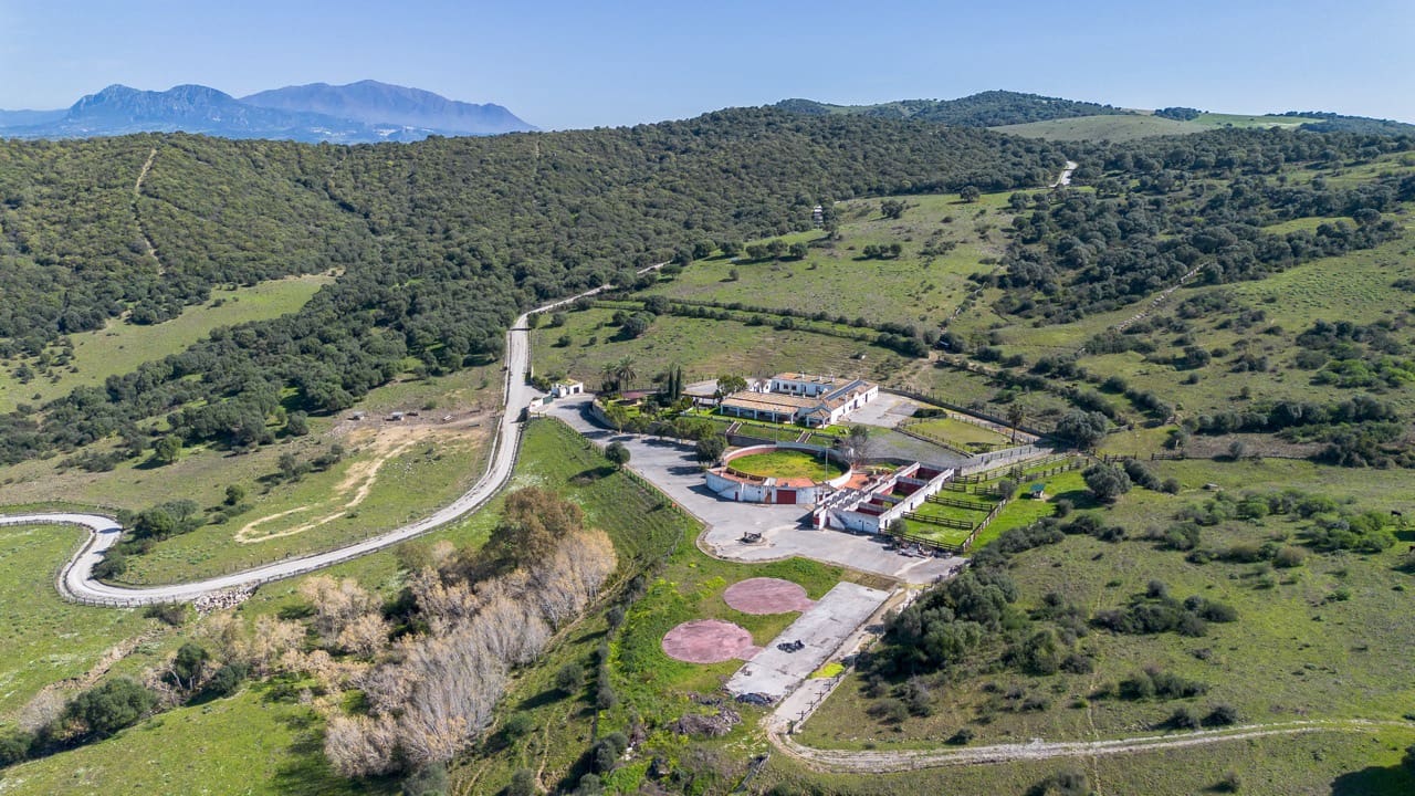 7 slaapkamer Finca/Landhuis te koop in Jimena de la Frontera met garage - € 5.500.000 (Ref: 9632688)