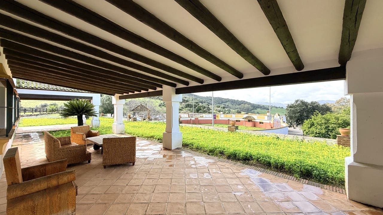 7 slaapkamer Finca/Landhuis te koop in Jimena de la Frontera met garage - € 5.500.000 (Ref: 9632688)