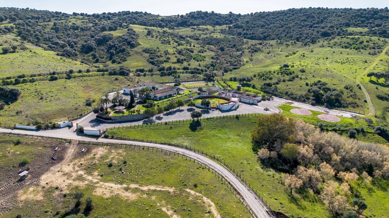 7 slaapkamer Finca/Landhuis te koop in Jimena de la Frontera met garage - € 5.500.000 (Ref: 9632688)