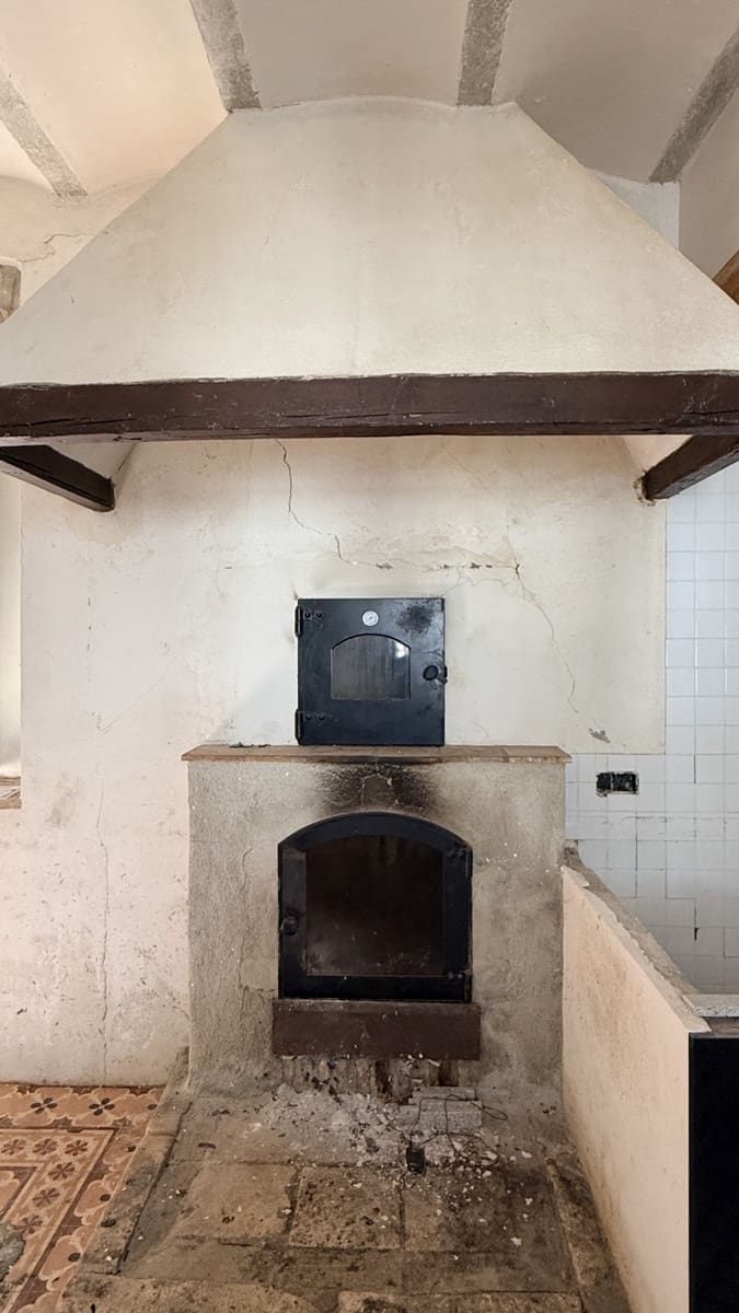 26 Zimmer Hotel zu verkaufen in Zuheros mit Pool Garage - 950.000 € (Ref: 9700169)