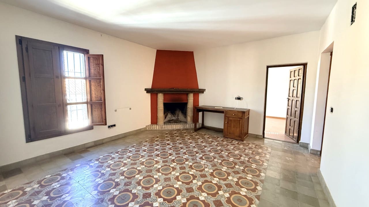 26 Zimmer Hotel zu verkaufen in Zuheros mit Pool Garage - 950.000 € (Ref: 9700169)