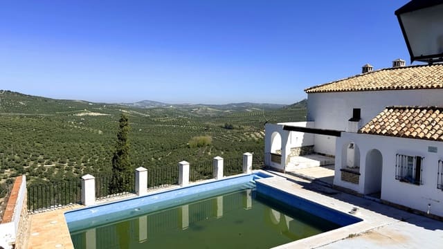 26 Zimmer Hotel zu verkaufen in Zuheros mit Pool Garage - 950.000 € (Ref: 9700169)