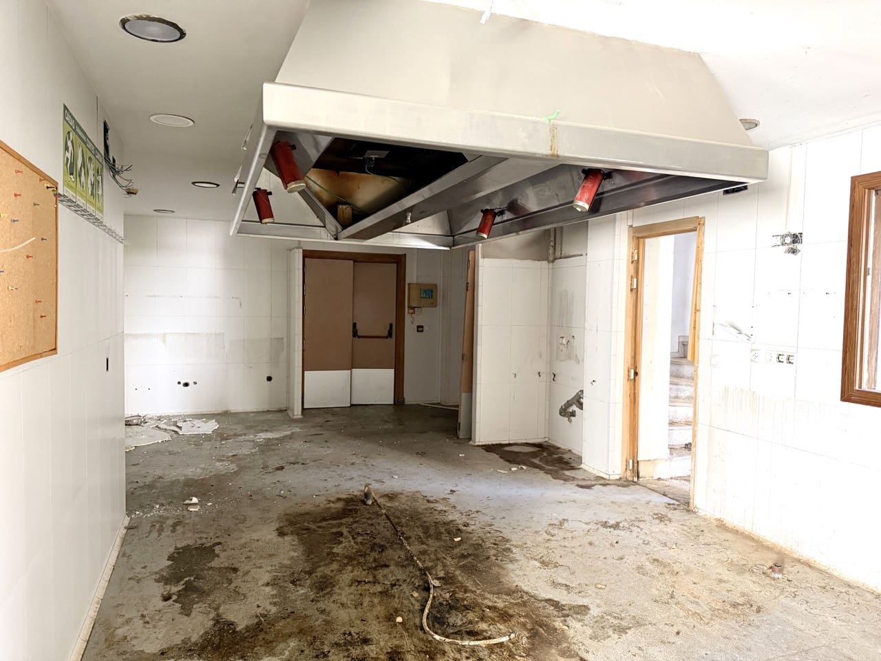 26 Zimmer Hotel zu verkaufen in Zuheros mit Pool Garage - 950.000 € (Ref: 9700169)