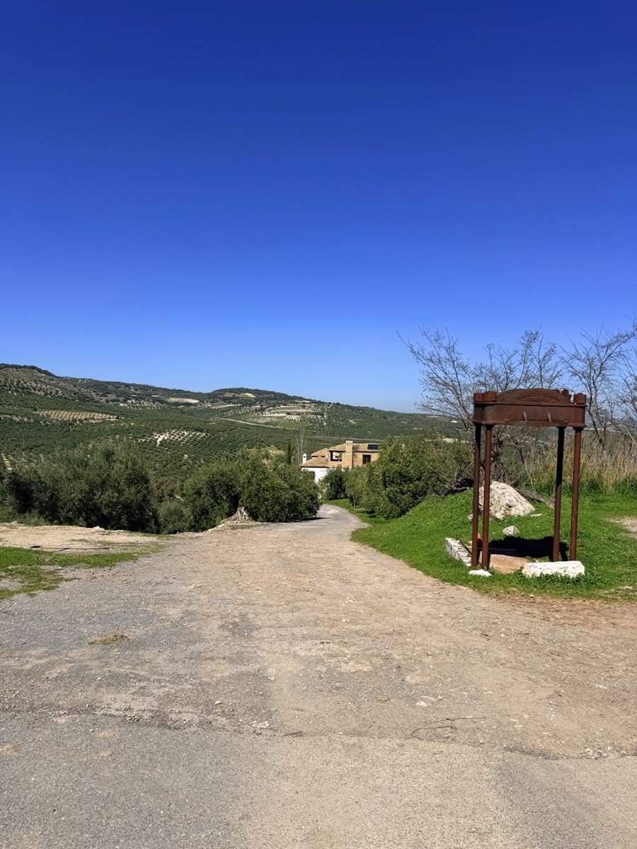 26 Zimmer Hotel zu verkaufen in Zuheros mit Pool Garage - 950.000 € (Ref: 9700169)