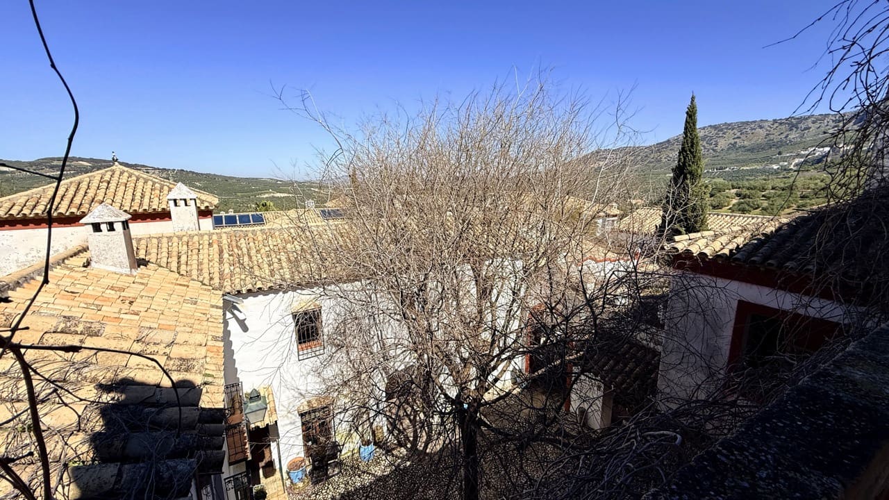 26 Zimmer Hotel zu verkaufen in Zuheros mit Pool Garage - 950.000 € (Ref: 9700169)