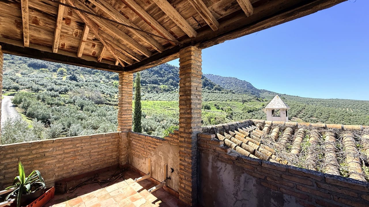 26 Zimmer Hotel zu verkaufen in Zuheros mit Pool Garage - 950.000 € (Ref: 9700169)