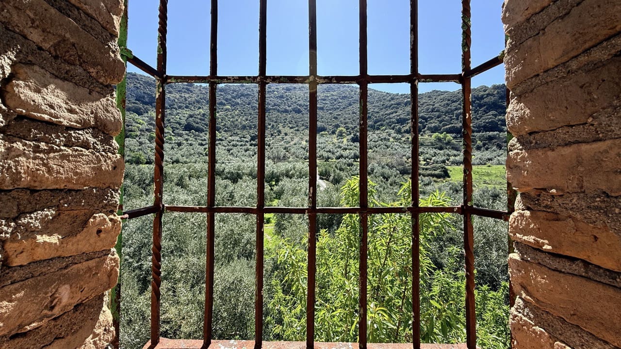 26 Zimmer Hotel zu verkaufen in Zuheros mit Pool Garage - 950.000 € (Ref: 9700169)