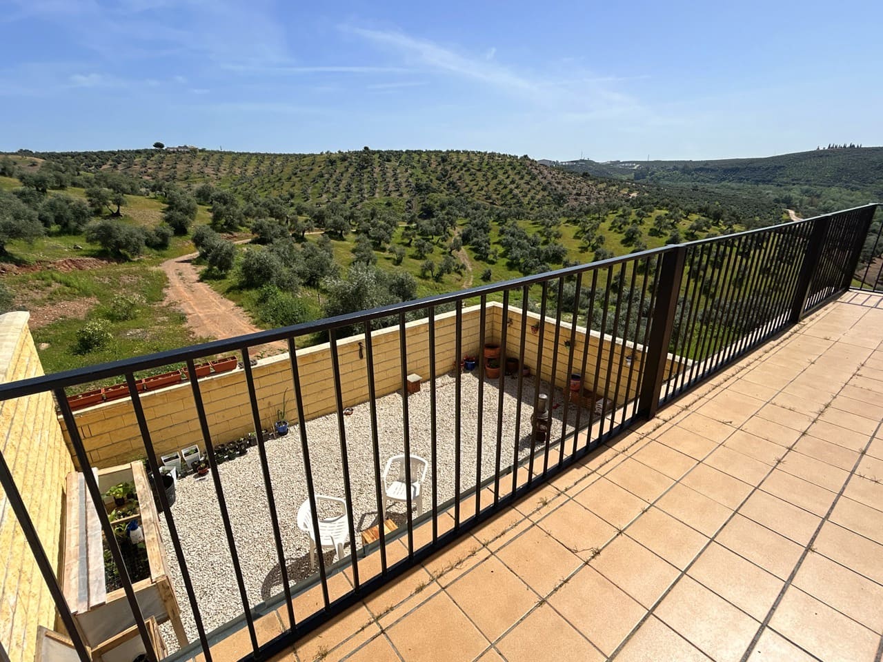 6 bedroom Finca/Country House for sale in Montoro with pool garage - € 325,000 (Ref: 9783475)