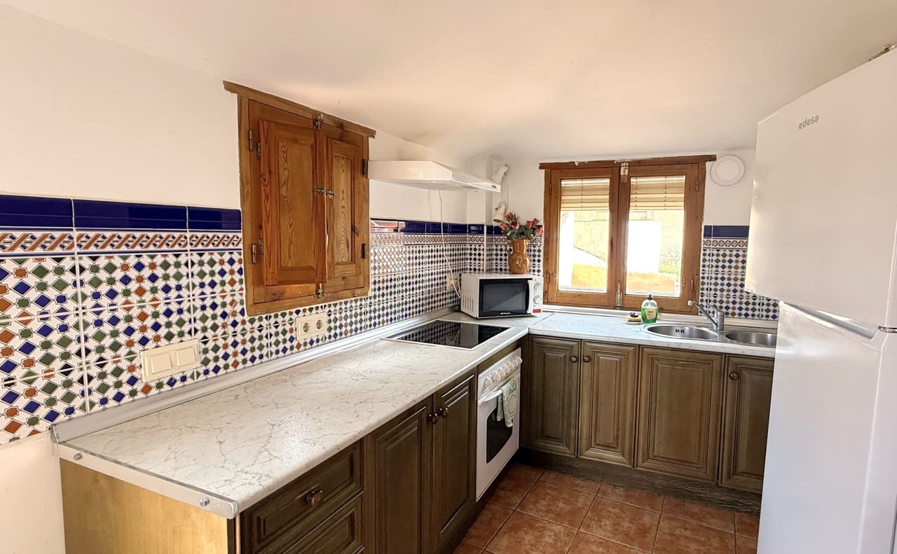 3 bedroom Apartment for sale in Acequias with pool - € 185,000 (Ref: 9805359)