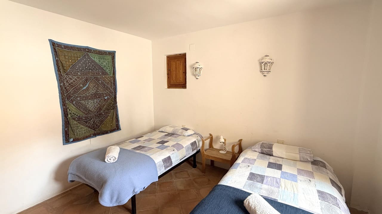 3 bedroom Apartment for sale in Acequias with pool - € 185,000 (Ref: 9805359)