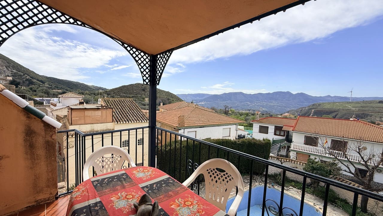 3 bedroom Apartment for sale in Acequias with pool - € 185,000 (Ref: 9805359)