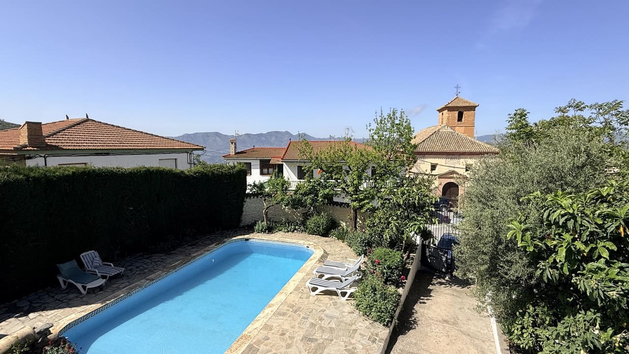 3 bedroom Apartment for sale in Acequias with pool - € 185,000 (Ref: 9805359)