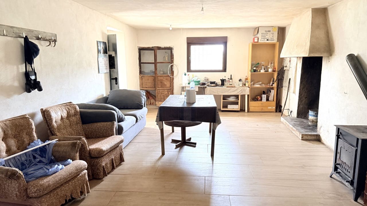 Finca/Country House for sale in Puebla de Don Fadrique - € 1,650,000 (Ref: 9813581)