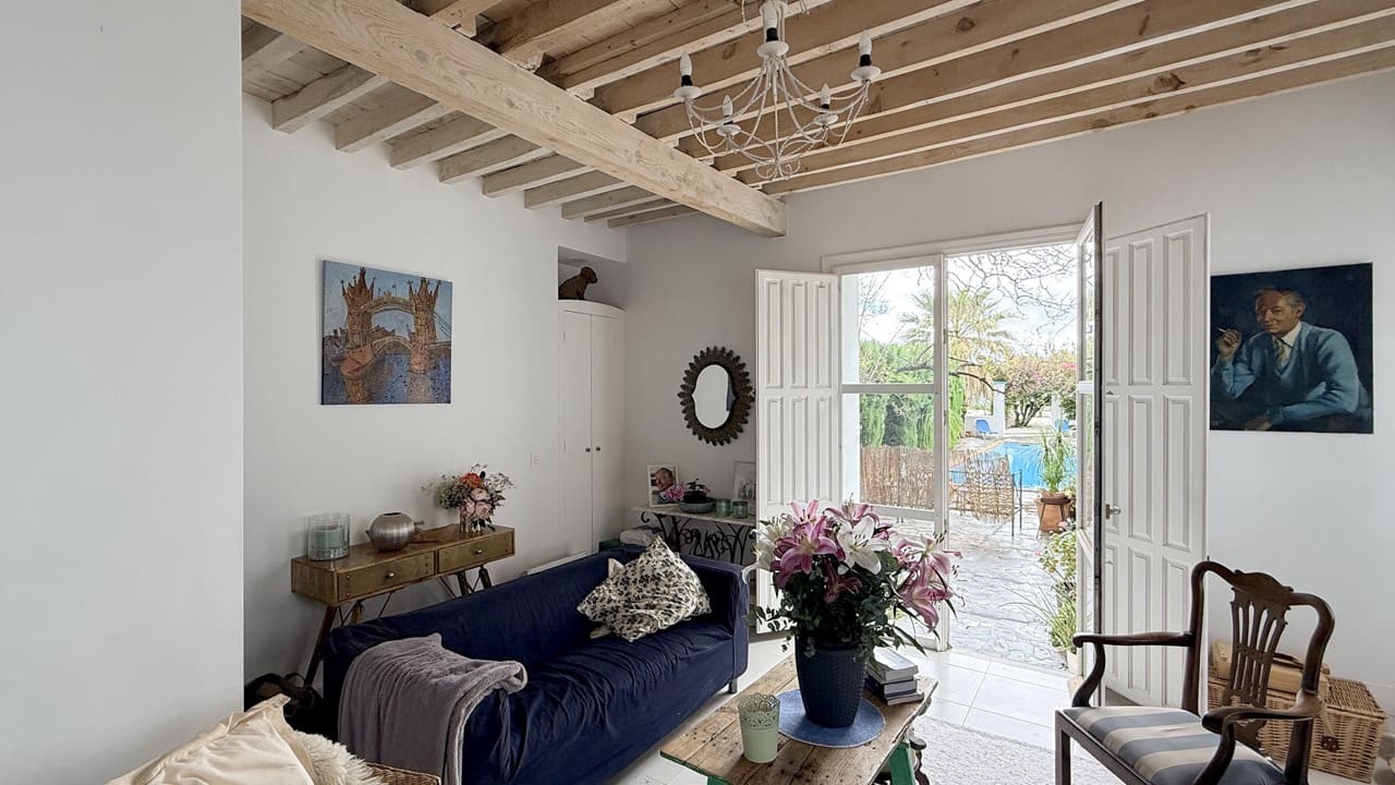 19 soverom Gjestgiveri/B&B til salgs i Otivar med svømmebasseng garasje - € 3 495 000 (Ref: 9861160)