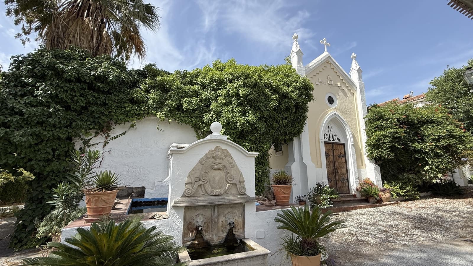 19 Zimmer Pension zu verkaufen in Otivar mit Pool Garage - 3.495.000 € (Ref: 9861160)
