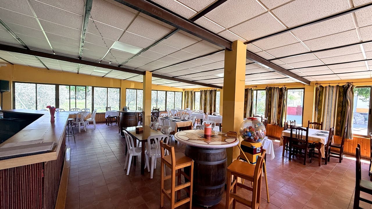 4 camera da letto Ristorante/Bar in vendita in Montefrio con piscina - 298.000 € (Rif: 9913682)