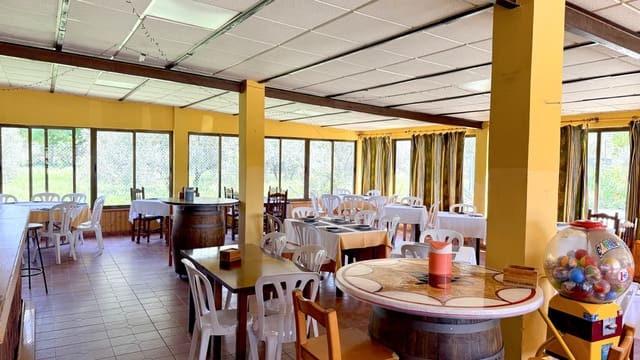 4 camera da letto Ristorante/Bar in vendita in Montefrío con piscina - 298.000 € (Rif: 9913682)