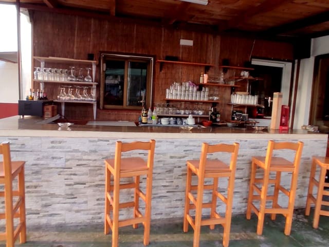 4 camera da letto Ristorante/Bar in vendita in Montefrío con piscina - 298.000 € (Rif: 9913682)